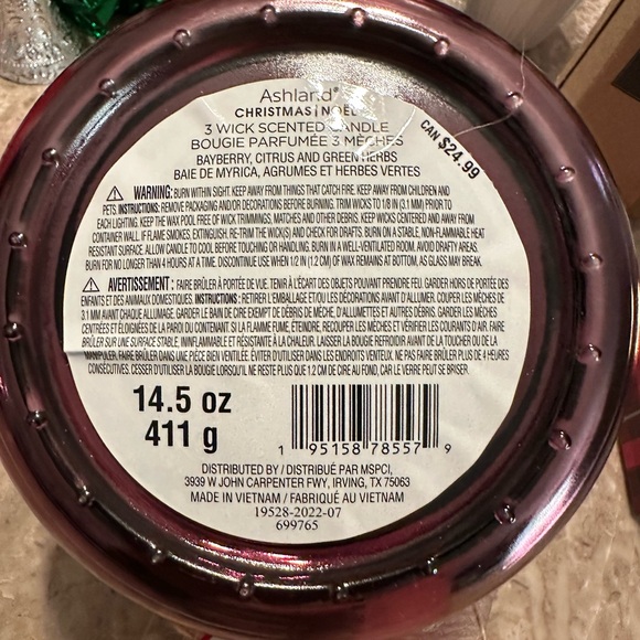 BAYBERRY & FIR 3 WICK CANDLE
soy wax blend 14.5 oz / 411 G - Picture 3 of 3